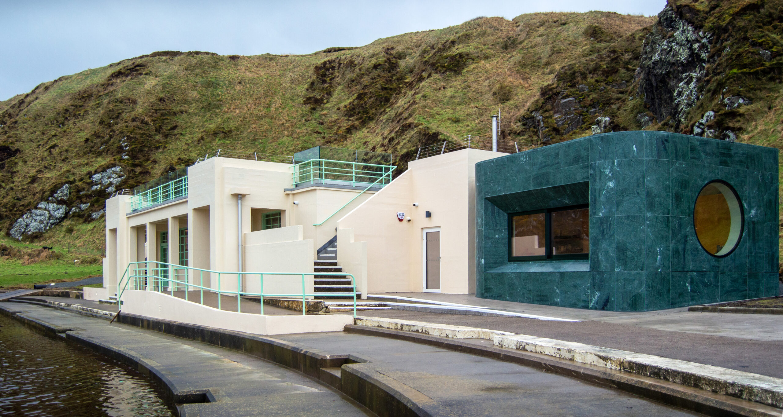 RIAS Awards winner: Modern building by a loch in Scotland